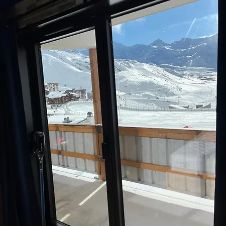 Les Ecrins De Mae Apartment *