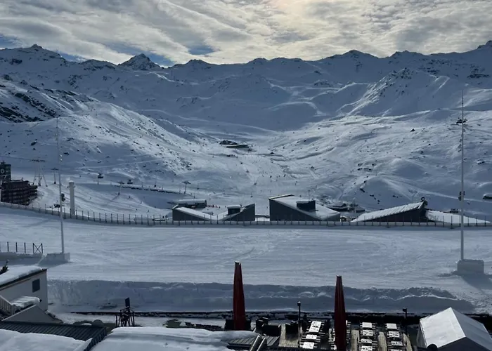 Les Ecrins De Mae Apartment
